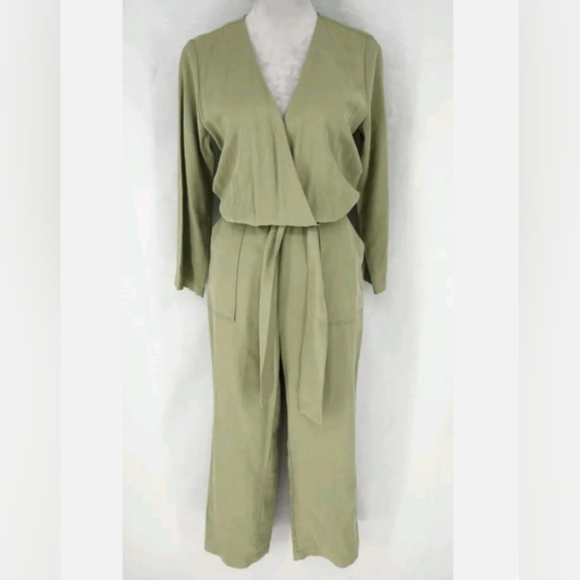 Elizabeth and James Pants - Sage green jumpsuit XL